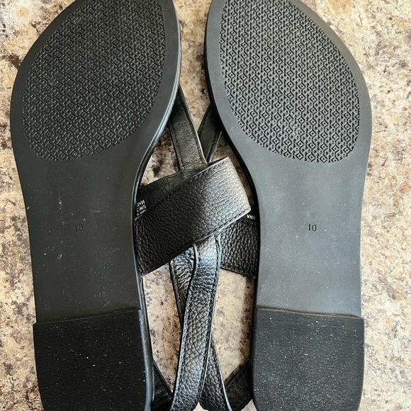 SOLD-Tory Burch Leather Sandals - Picture 3 of 5